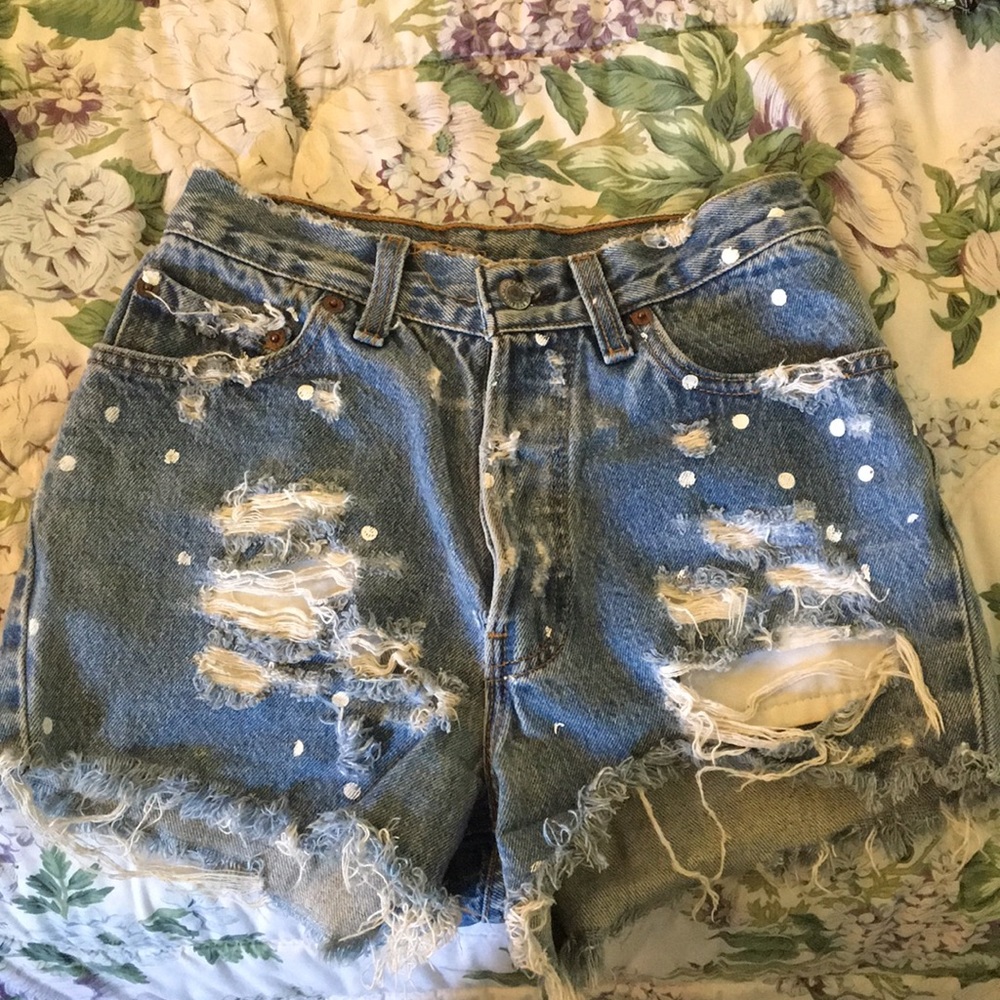 vintage LEVIS DENIM HIGH RISE SHORTS